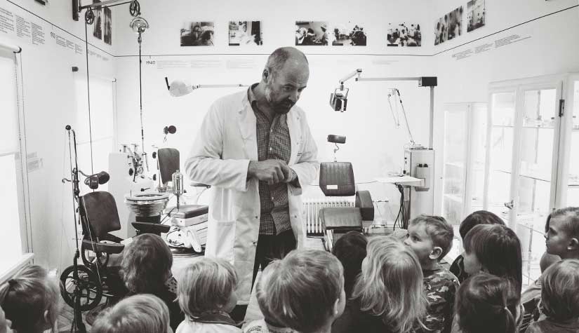 children-in-classroom